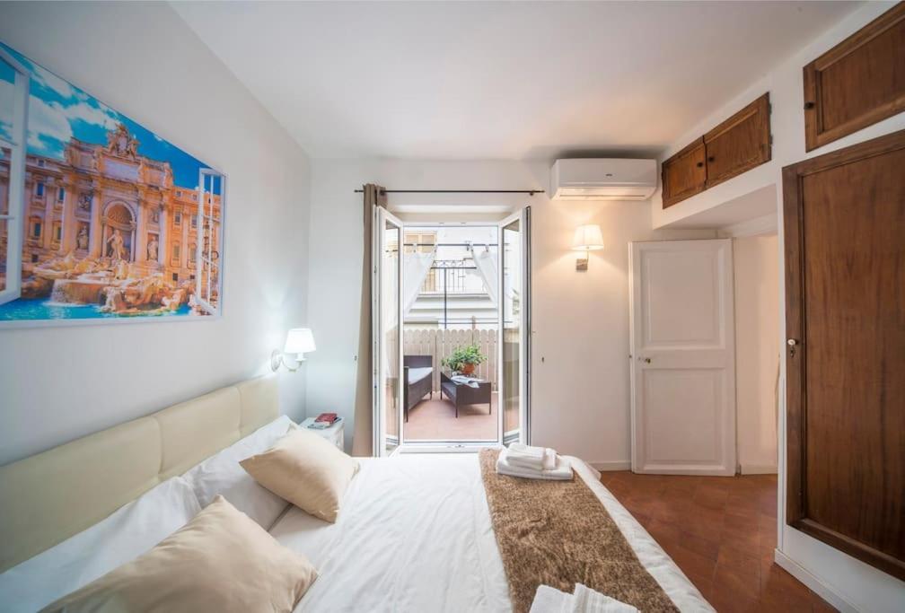 Apartamento Trevi Domus Avignonesi Roma Exterior foto